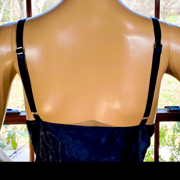 ▪️VTG▪️MYSTIQUE INTIMATES▪️1980's 1990's Retro Black Satin Slip Chemise Nightie - Picture 4 of 6